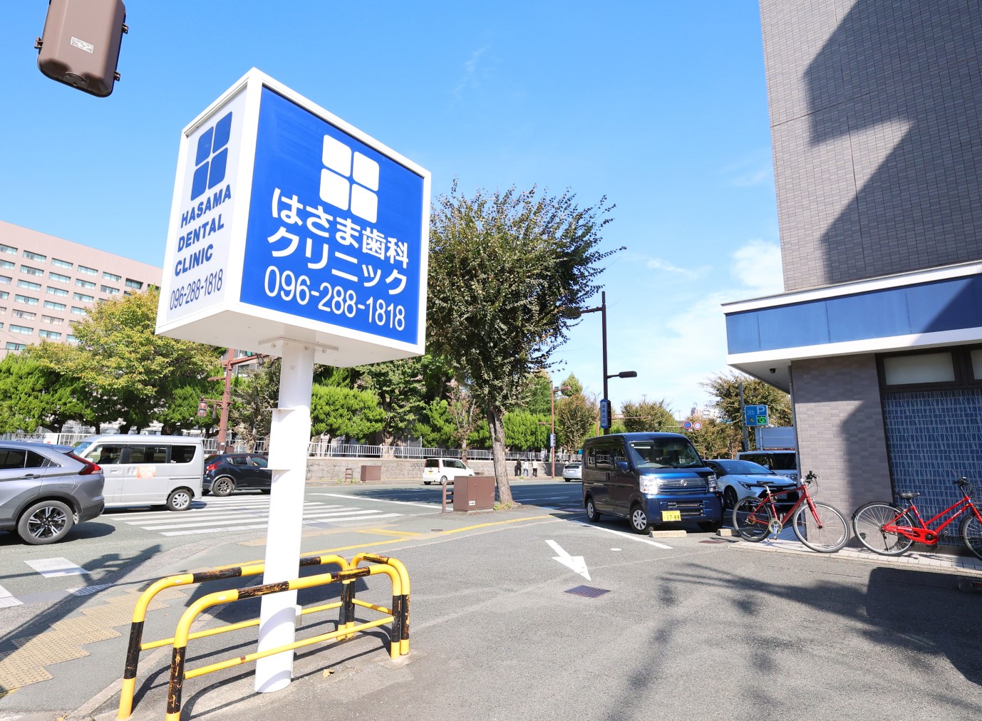 産業道路沿いで通院が快適。仕事の合間にも通いやすい立地