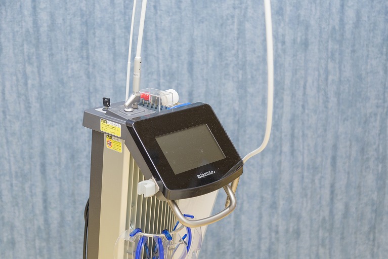 レーザー治療器